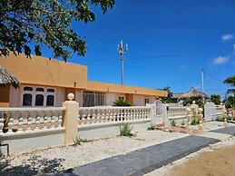 Maria Mulata Apartments