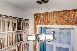 Sokroma Jules Verne Aparts