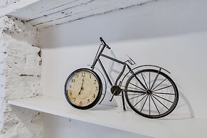 Sokroma Jules Verne Aparts