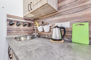 Sokroma Jules Verne Aparts