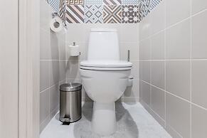 Sokroma Jules Verne Aparts