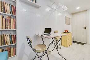 Sokroma Jules Verne Aparts