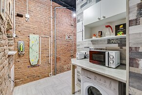 Sokroma Jules Verne Aparts