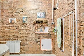 Sokroma Jules Verne Aparts