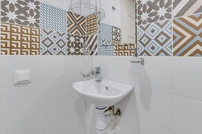 Sokroma Jules Verne Aparts