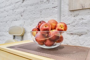 Sokroma Jules Verne Aparts