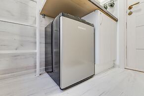 Sokroma Jules Verne Aparts