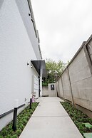 GLOU Higashi Shinjuku