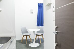 GLOU Higashi Shinjuku