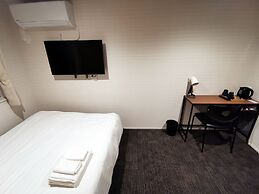 GLOU Higashi Shinjuku