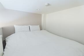 GLOU Higashi Shinjuku