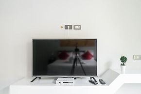 Emerald Terrace by Lofty