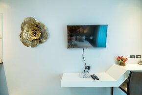 Emerald Terrace by Lofty