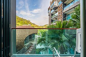 Emerald Terrace by Lofty