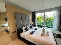 Emerald Terrace by Lofty