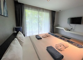 Emerald Terrace by Lofty