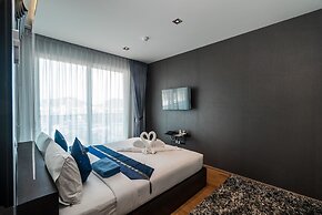 Emerald Terrace by Lofty