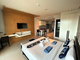 Emerald Terrace by Lofty