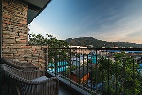 Emerald Terrace by Lofty