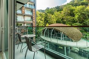 Emerald Terrace by Lofty