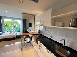 Emerald Terrace by Lofty