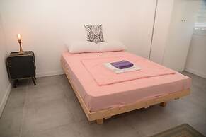 Rooftop Apartment Overlooking Rothschild