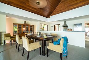 Nam Bo villa by Lofty