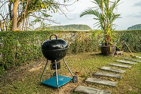 Nam Bo villa by Lofty