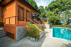 Nam Bo villa by Lofty