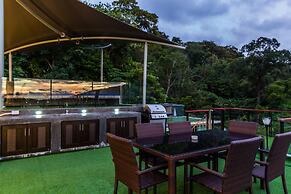 Kamala Seaview Villa by Lofty