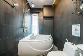 AP Grand Residence by Lofty