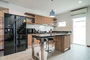 AP Grand Residence by Lofty