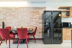 AP Grand Residence by Lofty