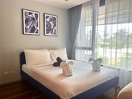 6 Avenue Surin by Lofty