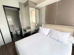 6 Avenue Surin by Lofty