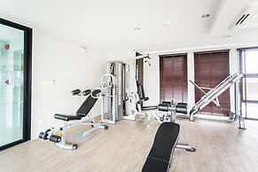 6 Avenue Surin by Lofty