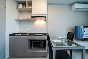 6 Avenue Surin by Lofty