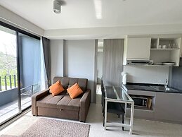 6 Avenue Surin by Lofty