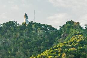 Kata Top View by Lofty