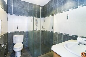 Kata Top View by Lofty