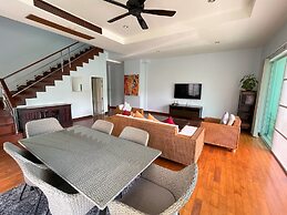 Kata Top View by Lofty