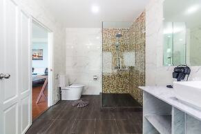 Kata Top View by Lofty