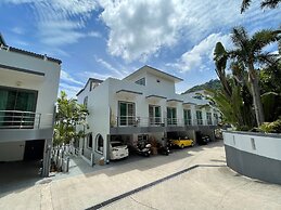 Kata Top View by Lofty