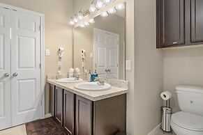 Experience a First Class Stay - 2 BDRM