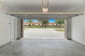 Experience a First Class Stay - 2 BDRM