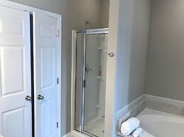 Experience a First Class Stay - 2 BDRM