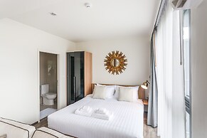 The Deck Condominium by Lofty