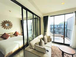 The Deck Condominium by Lofty