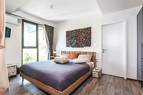 The Deck Condominium by Lofty