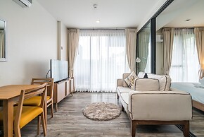 The Deck Condominium by Lofty